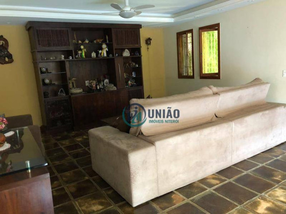 Imagem Casa com 4 Quartos à Venda, 485 m² em Itacoatiara - Niterói Imagem Casa com 4 Quartos à Venda, 485 m² em Itacoatiara - Niterói