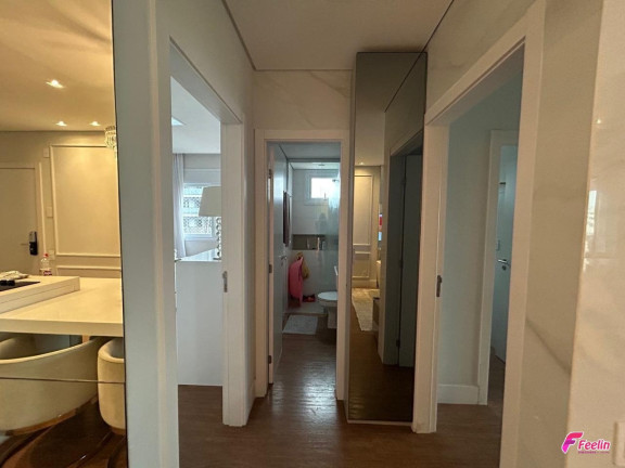 Imagem Apartamento com 2 Quartos à Venda, 75 m² em Centro - Florianópolis