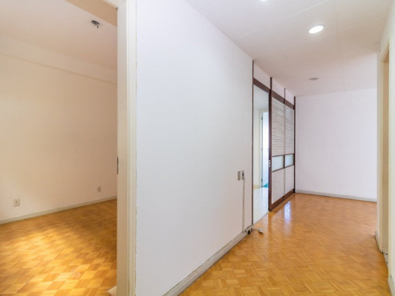 Imagem Apartamento com 3 Quartos à Venda, 174 m² em Centro Histórico - Porto Alegre Imagem Apartamento com 3 Quartos à Venda, 174 m² em Centro Histórico - Porto Alegre