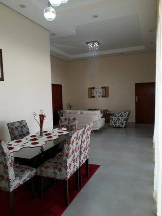 Imagem Casa com 4 Quartos à Venda, 324 m² em Lago Azul - Araçoiaba Da Serra Imagem Casa com 4 Quartos à Venda, 324 m² em Lago Azul - Araçoiaba Da Serra