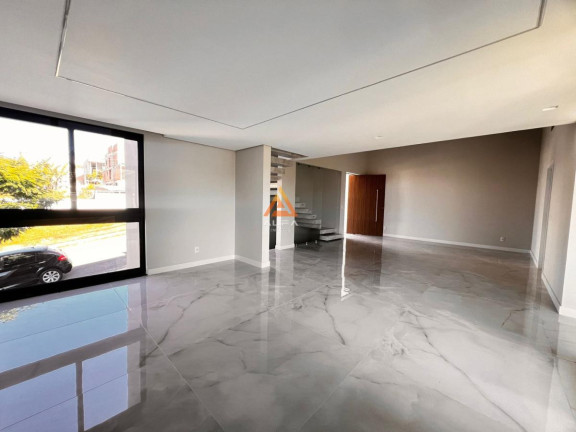 Imagem Casa de Condomínio com 4 Quartos à Venda, 315 m² em São José - Barbacena