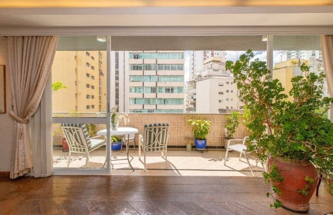 Imagem Apartamento com 3 Quartos à Venda, 260 m² em Santa Cecília - São Paulo