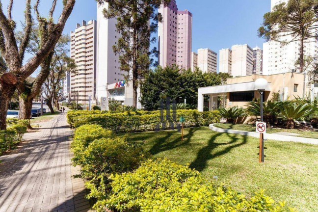 Imagem Apartamento com 3 Quartos à Venda, 119 m² em água Verde - Curitiba