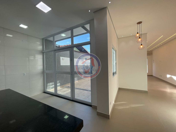 Imagem Casa com 3 Quartos à Venda, 130 m² em Flórida - Praia Grande Imagem Casa com 3 Quartos à Venda, 130 m² em Flórida - Praia Grande