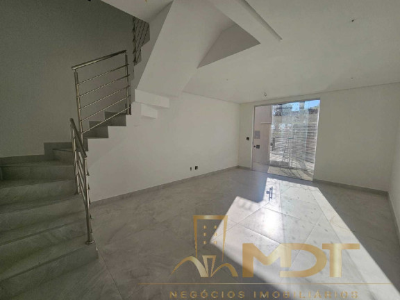 Imagem Casa com 3 Quartos à Venda, 163 m² em Planalto - Belo Horizonte