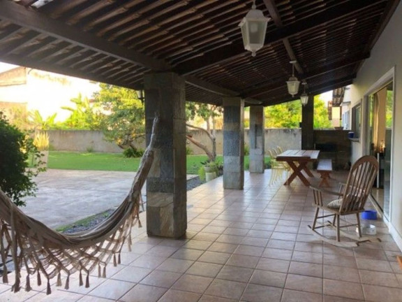 Imagem Casa com 4 Quartos à Venda, 250 m² em Estrada Do Coco - Lauro De Freitas Imagem Casa com 4 Quartos à Venda, 250 m² em Estrada Do Coco - Lauro De Freitas