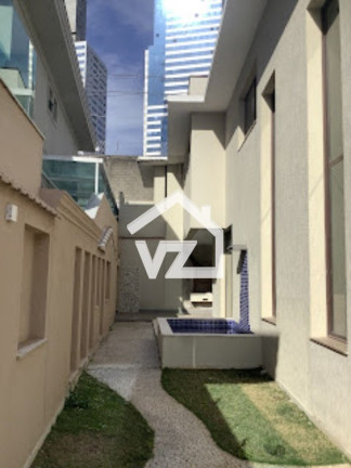 Imagem Casa com 4 Quartos à Venda, 450 m² em Alphaville - Barueri Imagem Casa com 4 Quartos à Venda, 450 m² em Alphaville - Barueri