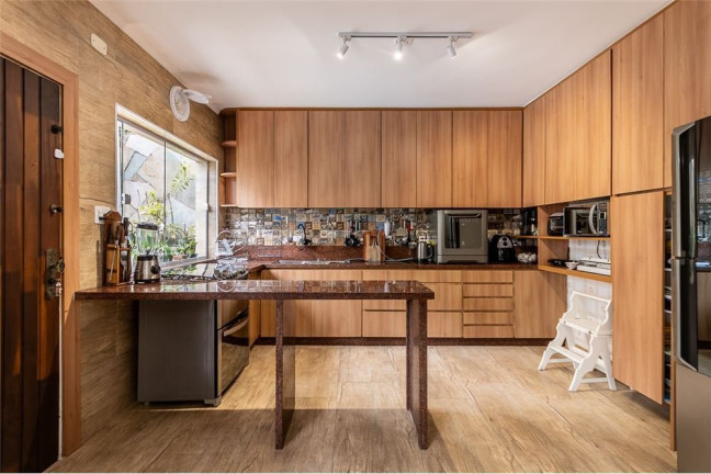 Imagem Casa com 4 Quartos à Venda, 267 m² em Jardim Da Saúde - São Paulo
