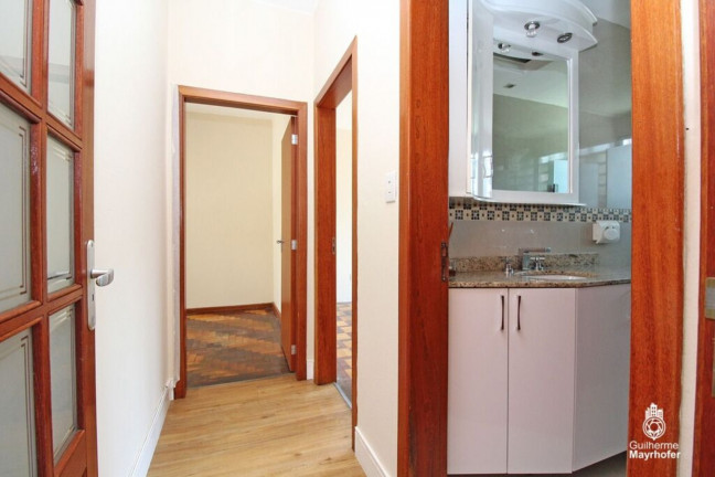 Imagem Imóvel com 2 Quartos à Venda, 79 m² em Santa Cecília - Porto Alegre