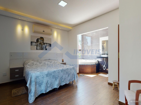 Imagem Sobrado com 4 Quartos à Venda, 600 m² em Guarujá - Porto Alegre