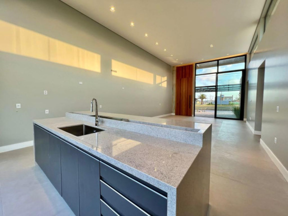 Imagem Casa com 3 Quartos à Venda, 178 m² em -- - Capao Da Canoa Imagem Casa com 3 Quartos à Venda, 178 m² em -- - Capao Da Canoa