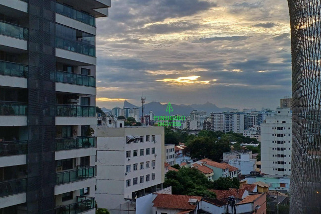 Imagem Apartamento com 3 Quartos à Venda, 129 m² em Santa Rosa - Niterói Imagem Apartamento com 3 Quartos à Venda, 129 m² em Santa Rosa - Niterói