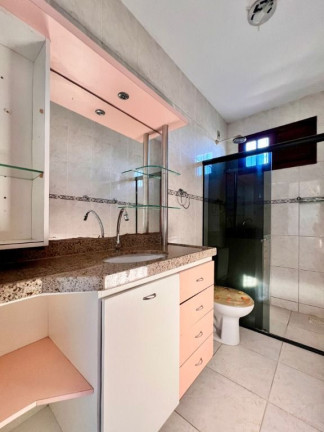 Imagem Casa com 4 Quartos à Venda, 180 m² em Sapiranga - Fortaleza