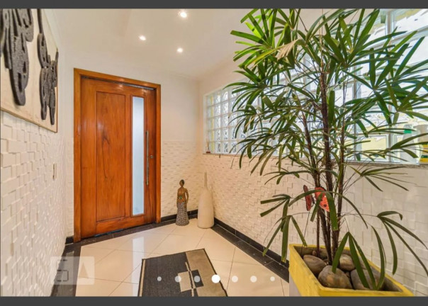 Imagem Casa com 3 Quartos à Venda, 300 m² em Vila Brasílio Machado - São Paulo