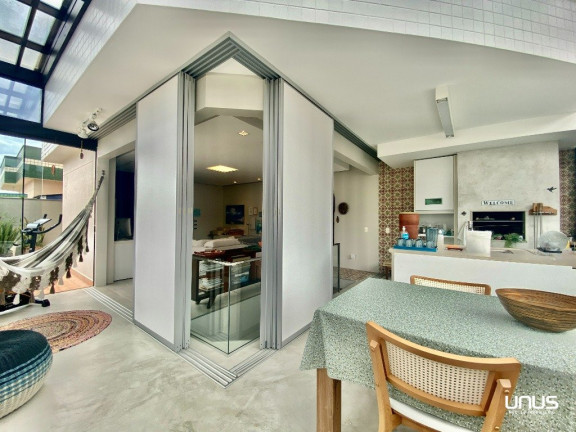 Imagem Cobertura com 3 Quartos à Venda, 301 m² em Agronômica - Florianópolis Imagem Cobertura com 3 Quartos à Venda, 301 m² em Agronômica - Florianópolis