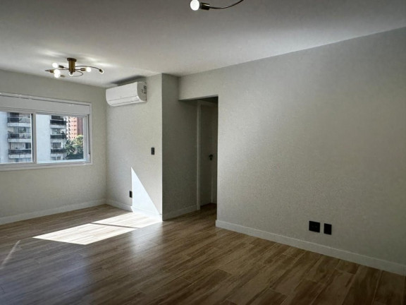 Imagem Apartamento com 2 Quartos à Venda, 70 m² em Vila Uberabinha - São Paulo