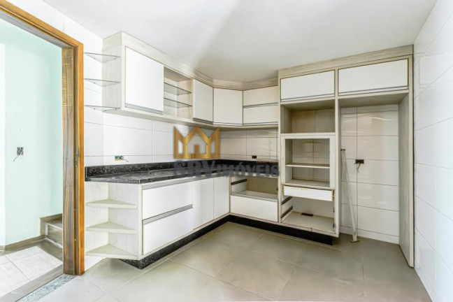 Imagem Sobrado com 3 Quartos à Venda, 176 m² em Atuba - Curitiba