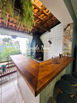Imagem Sobrado com 3 Quartos à Venda, 263 m² em Vila Bastos - Santo André