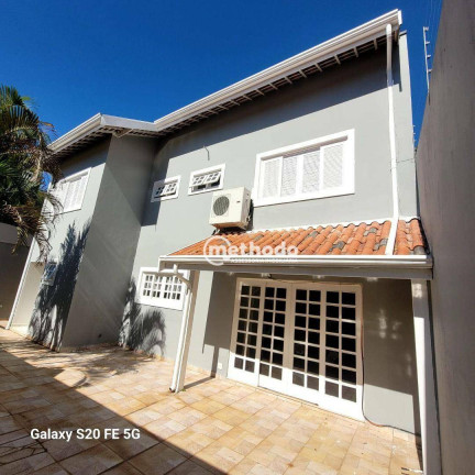 Imagem Casa com 3 Quartos à Venda, 214 m² em Nova Campinas - Campinas Imagem Casa com 3 Quartos à Venda, 214 m² em Nova Campinas - Campinas