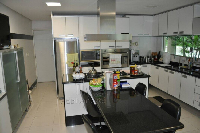Imagem Casa com 4 Quartos para Alugar, 462 m² em Tarumã - Manaus