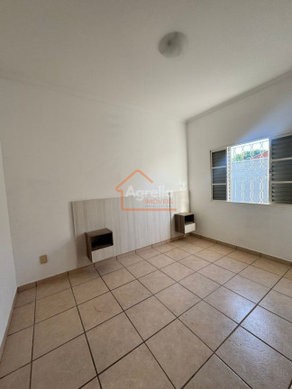 Imagem Casa com 3 Quartos à Venda, 160 m² em Parque Dos Eucaliptos Ii - Mogi Guaçu Imagem Casa com 3 Quartos à Venda, 160 m² em Parque Dos Eucaliptos Ii - Mogi Guaçu