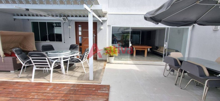 Imagem Casa de Condomínio com 3 Quartos à Venda, 500 m² em Recreio Dos Bandeirantes - Rio De Janeiro Imagem Casa de Condomínio com 3 Quartos à Venda, 500 m² em Recreio Dos Bandeirantes - Rio De Janeiro