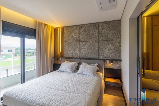 Imagem Casa com 4 Quartos à Venda, 390 m² em Centro - Camboriú Imagem Casa com 4 Quartos à Venda, 390 m² em Centro - Camboriú