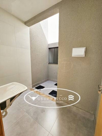 Imagem Casa com 3 Quartos à Venda, 100 m² em Jardim Itaipu - Goiânia Imagem Casa com 3 Quartos à Venda, 100 m² em Jardim Itaipu - Goiânia