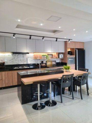 Imagem Sobrado com 3 Quartos à Venda, 254 m² em Setor Marechal Rondon - Goiânia