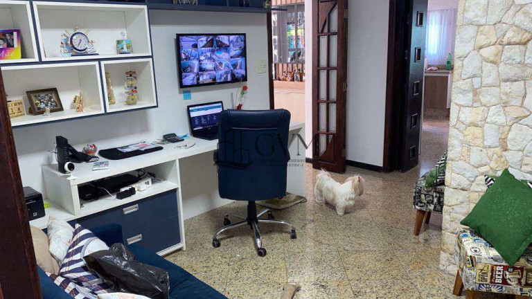 Imagem Casa com 3 Quartos à Venda, 400 m² em Canto Do Forte - Praia Grande Imagem Casa com 3 Quartos à Venda, 400 m² em Canto Do Forte - Praia Grande