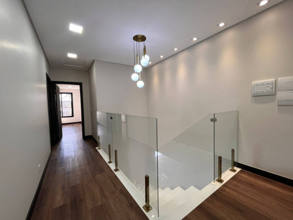 Imagem Sobrado com 3 Quartos à Venda, 250 m² em Recanto Tropical - Cascavel