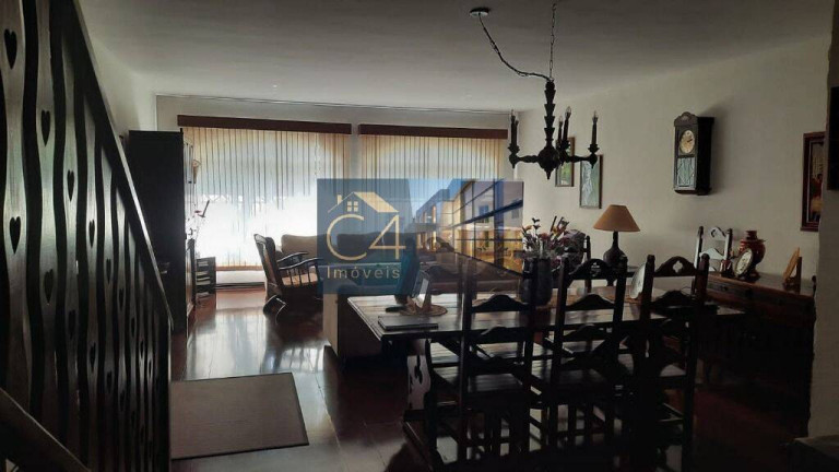 Imagem Sobrado com 3 Quartos à Venda, 250 m² em Vila Betânia - São José Dos Campos