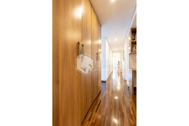 Imagem Apartamento com 3 Quartos à Venda, 193 m² em Moema - São Paulo