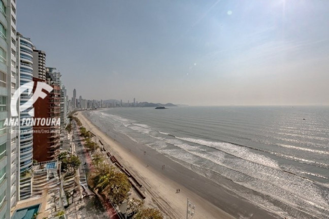 Imagem Apartamento com 3 Quartos à Venda, 238 m² em Centro - Balneário Camboriú Imagem Apartamento com 3 Quartos à Venda, 238 m² em Centro - Balneário Camboriú