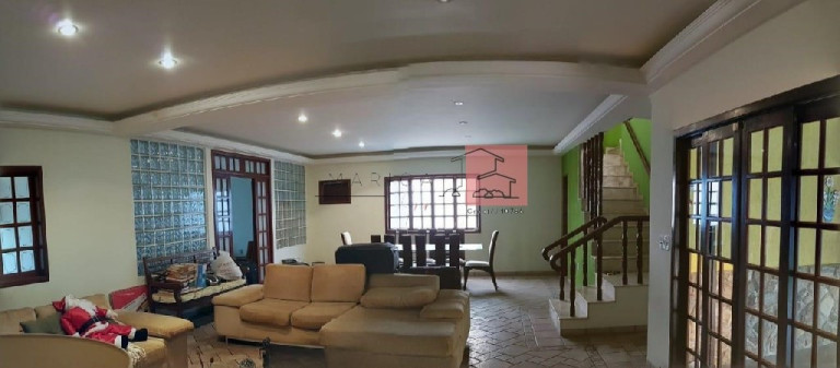 Imagem Casa com 3 Quartos à Venda, 700 m² em Itaocaia Valley (itaipuaçu) - Maricá Imagem Casa com 3 Quartos à Venda, 700 m² em Itaocaia Valley (itaipuaçu) - Maricá