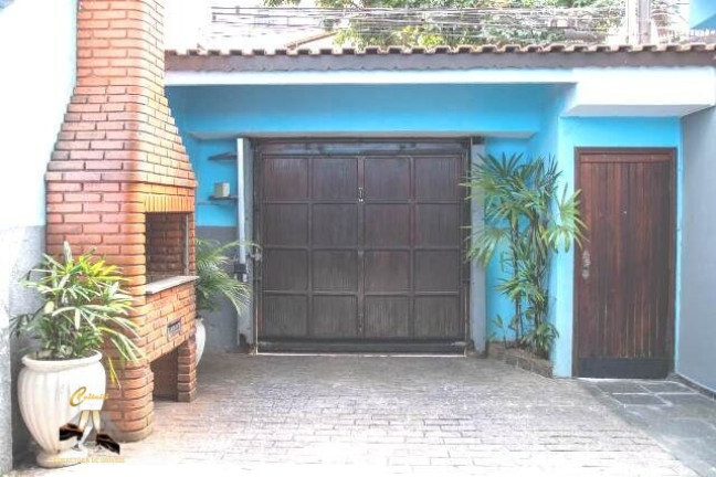 Sobrado com 5 Quartos à Venda, 320 m² em Campestre - Santo André