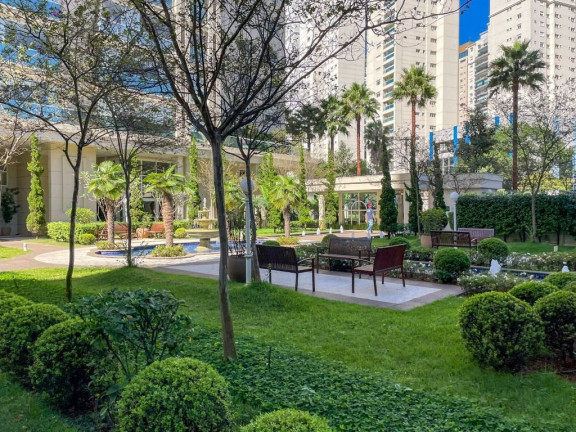 Imagem Apartamento com 3 Quartos à Venda, 235 m² em Vila Nova Conceição - São Paulo Imagem Apartamento com 3 Quartos à Venda, 235 m² em Vila Nova Conceição - São Paulo