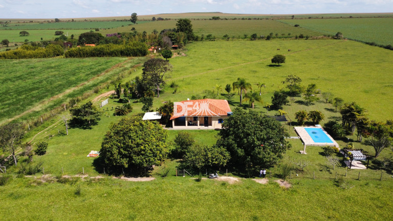 Imagem Imóvel com 16 Quartos à Venda, 4.400 m² em Planaltina - Brasília Imagem Imóvel com 16 Quartos à Venda, 4.400 m² em Planaltina - Brasília