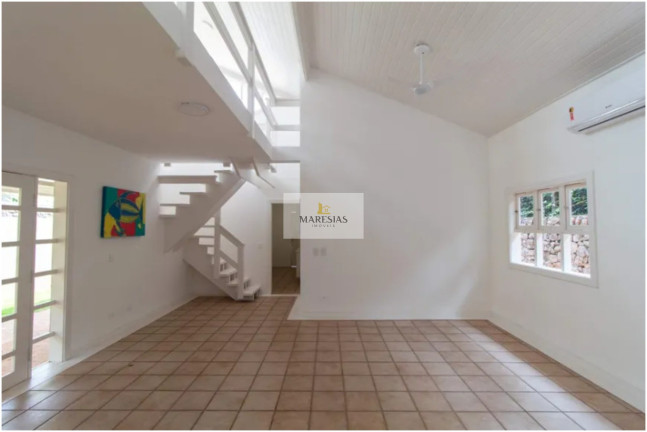 Imagem Casa com 4 Quartos à Venda, 300 m² em Maresias - São Sebastião