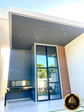 Imagem Casa com 4 Quartos à Venda,  em Urucunema - Eusébio