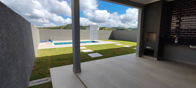 Imagem Casa com 3 Quartos à Venda, 384 m² em Tanque - Atibaia