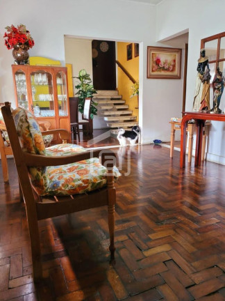 Imagem Casa com 3 Quartos à Venda, 170 m² em Vila Nova - Poços De Caldas