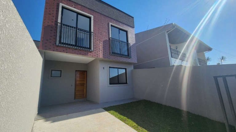 Imagem Casa com 3 Quartos à Venda, 100 m² em Santa Cândida - Curitiba
