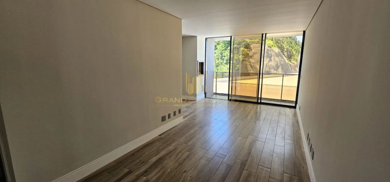 Imagem Apartamento com 2 Quartos à Venda, 84 m² em Estados - Balneário Camboriú Imagem Apartamento com 2 Quartos à Venda, 84 m² em Estados - Balneário Camboriú