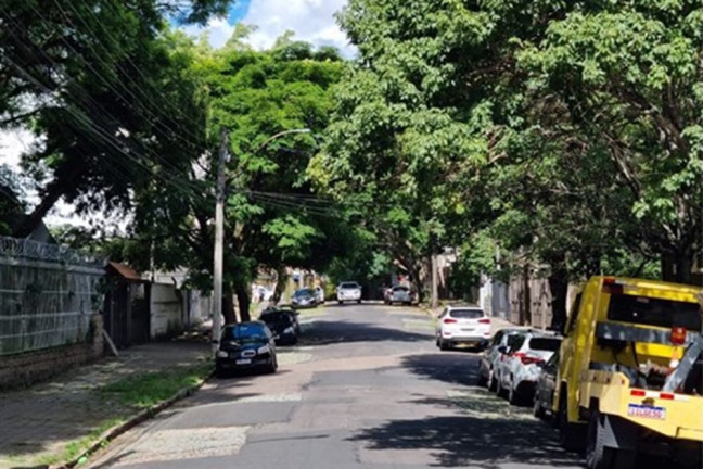 Imagem Terreno à Venda, em Auxiliadora - Porto Alegre Imagem Terreno à Venda, em Auxiliadora - Porto Alegre