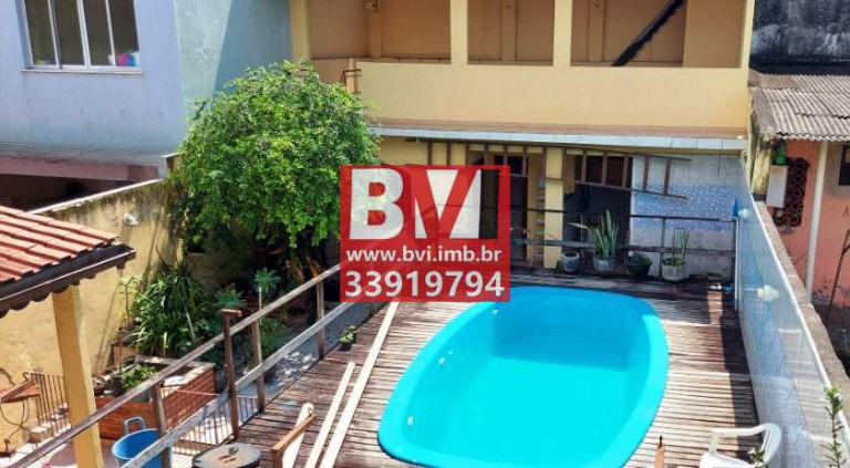 Imagem Casa com 4 Quartos à Venda, 320 m² em Vila Da Penha - Rio De Janeiro Imagem Casa com 4 Quartos à Venda, 320 m² em Vila Da Penha - Rio De Janeiro