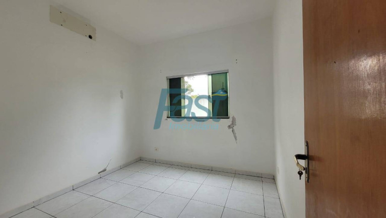 Imagem Casa com 3 Quartos à Venda, 200 m² em Nossa Senhora Aparecida - Cuiabá