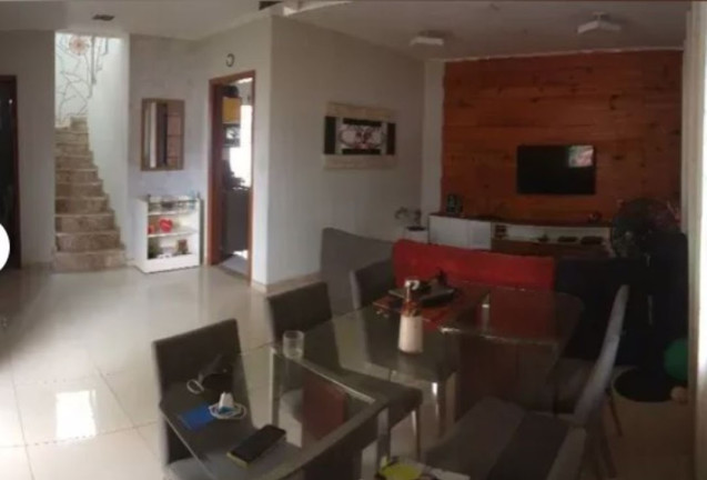 Imagem Casa com 4 Quartos à Venda, 160 m² em Buraquinho - Lauro De Freitas Imagem Casa com 4 Quartos à Venda, 160 m² em Buraquinho - Lauro De Freitas