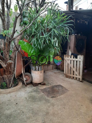 Imagem Casa com 3 Quartos à Venda, 147 m² em Centro - Araraquara Imagem Casa com 3 Quartos à Venda, 147 m² em Centro - Araraquara