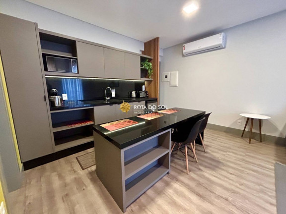 Imagem Apartamento com 1 Quarto à Venda, 50 m² em Centro - Bombinhas